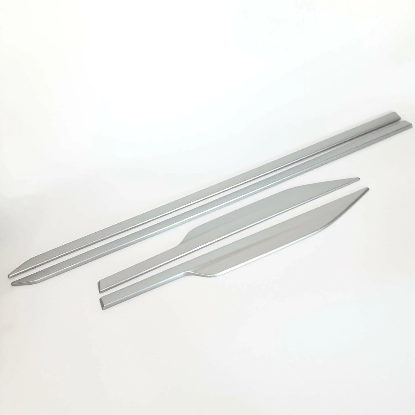 Genuine KGM SsangYong Door Garnish for Rexton (Set) - Image 2