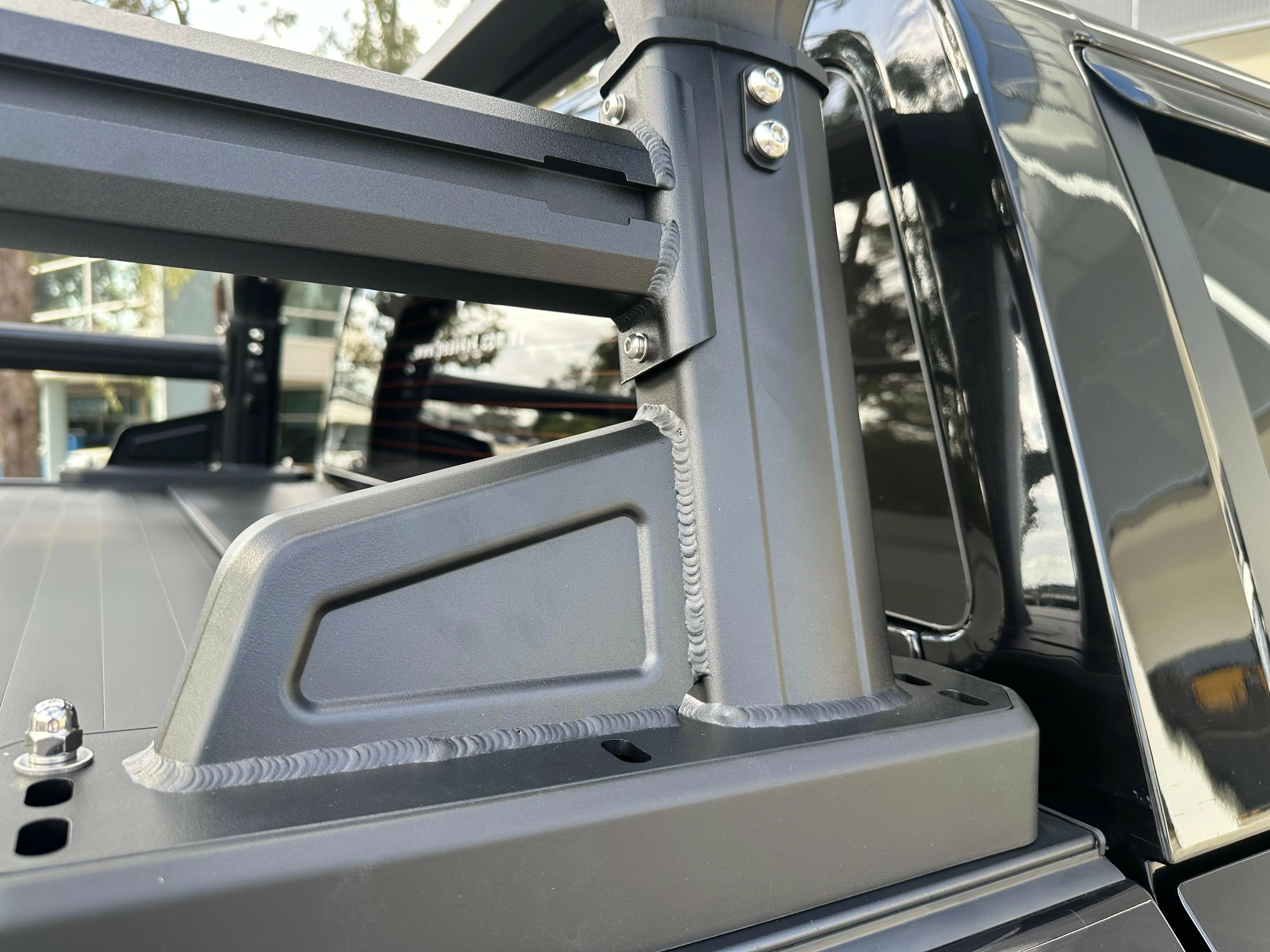 Ladder Rack System for KGM SsangYong Musso (BLACK) - Image 7
