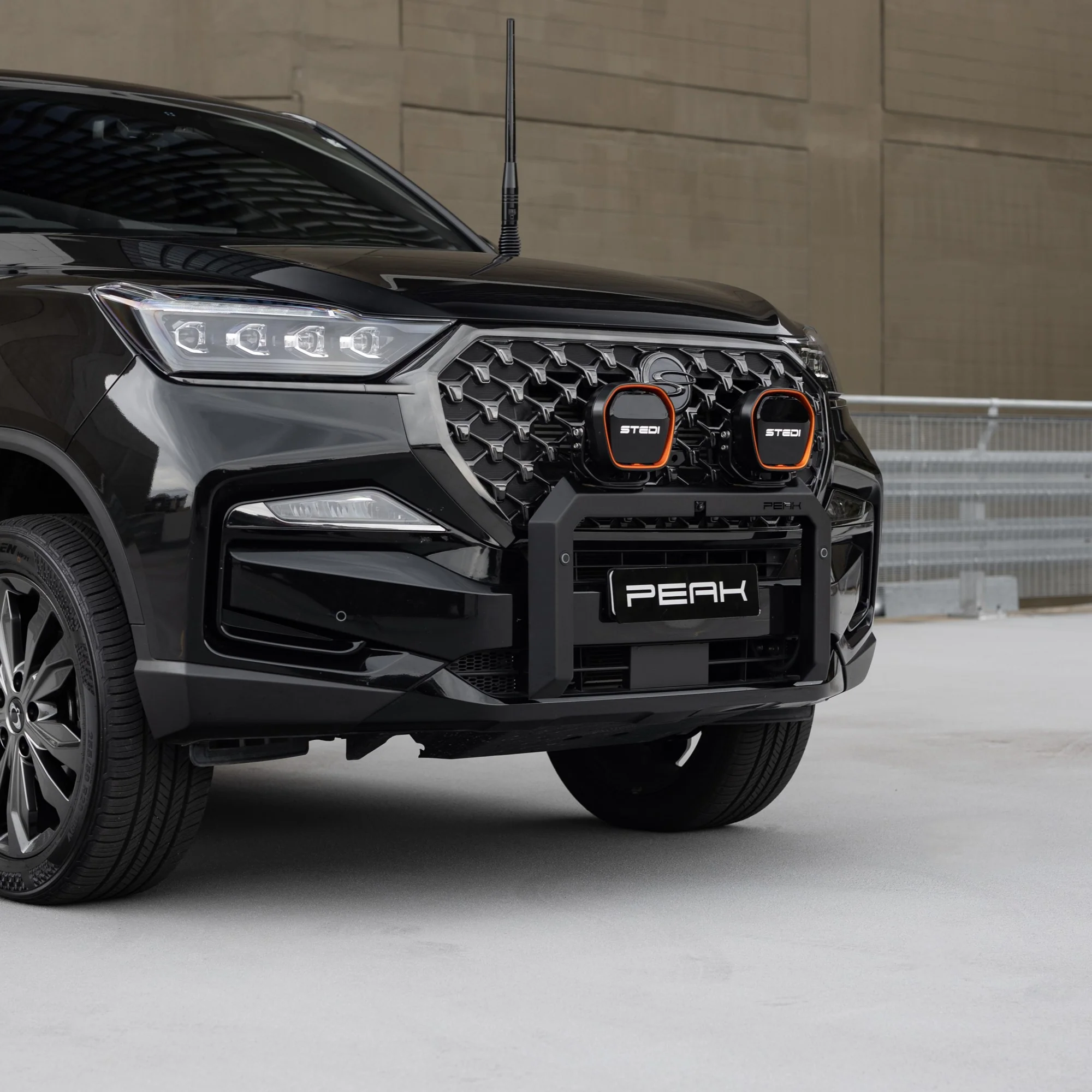 PEAK Steel Nudge Bar For KGM SsangYong Rexton - Image 5