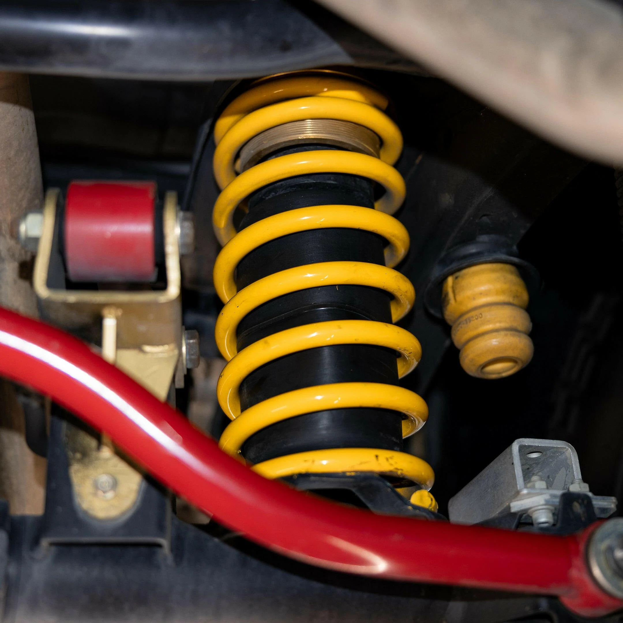 PolyAir Ultimate Series Airbag Kit - 2" Raised for KGM SsangYong Musso (Coil) - Image 6