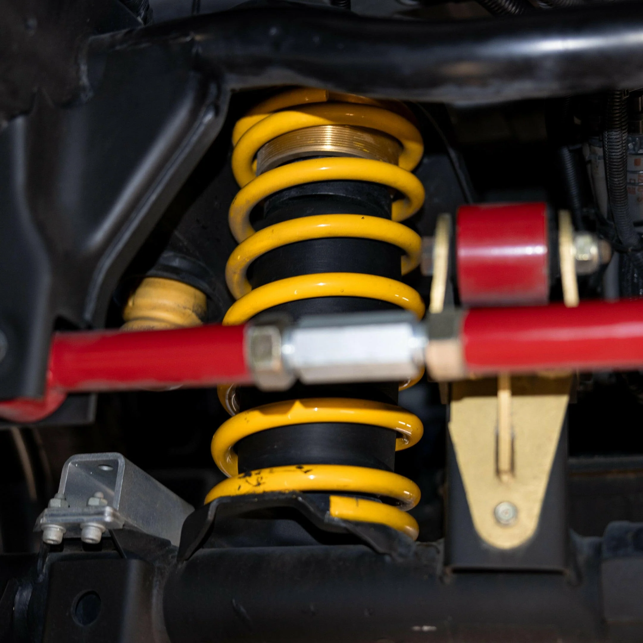 PolyAir Ultimate Series Airbag Kit - 2" Raised for KGM SsangYong Musso (Coil) - Image 7