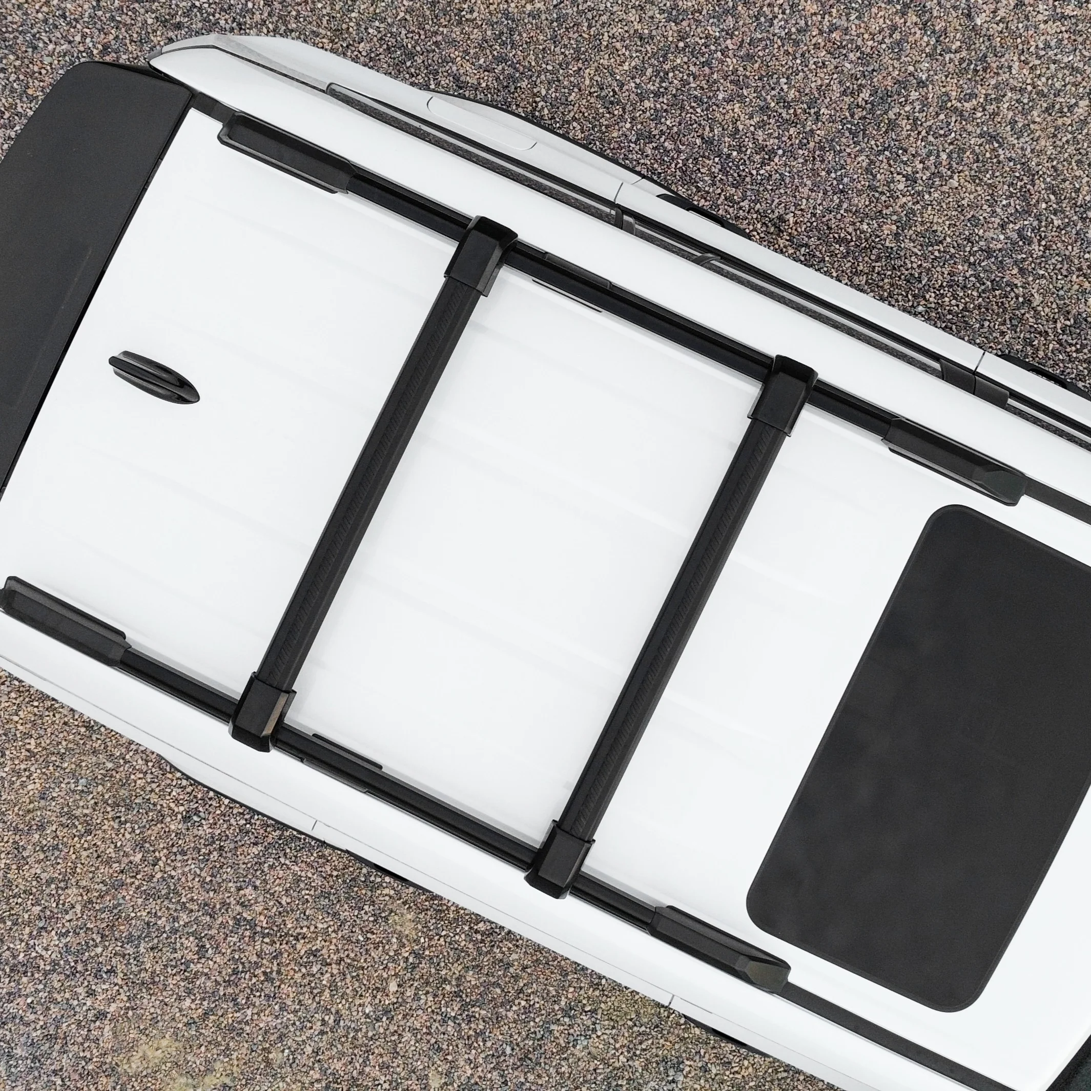 Crossbars / Roof Racks for Toyota LandCruiser Prado & Lexus GX550 - Image 11