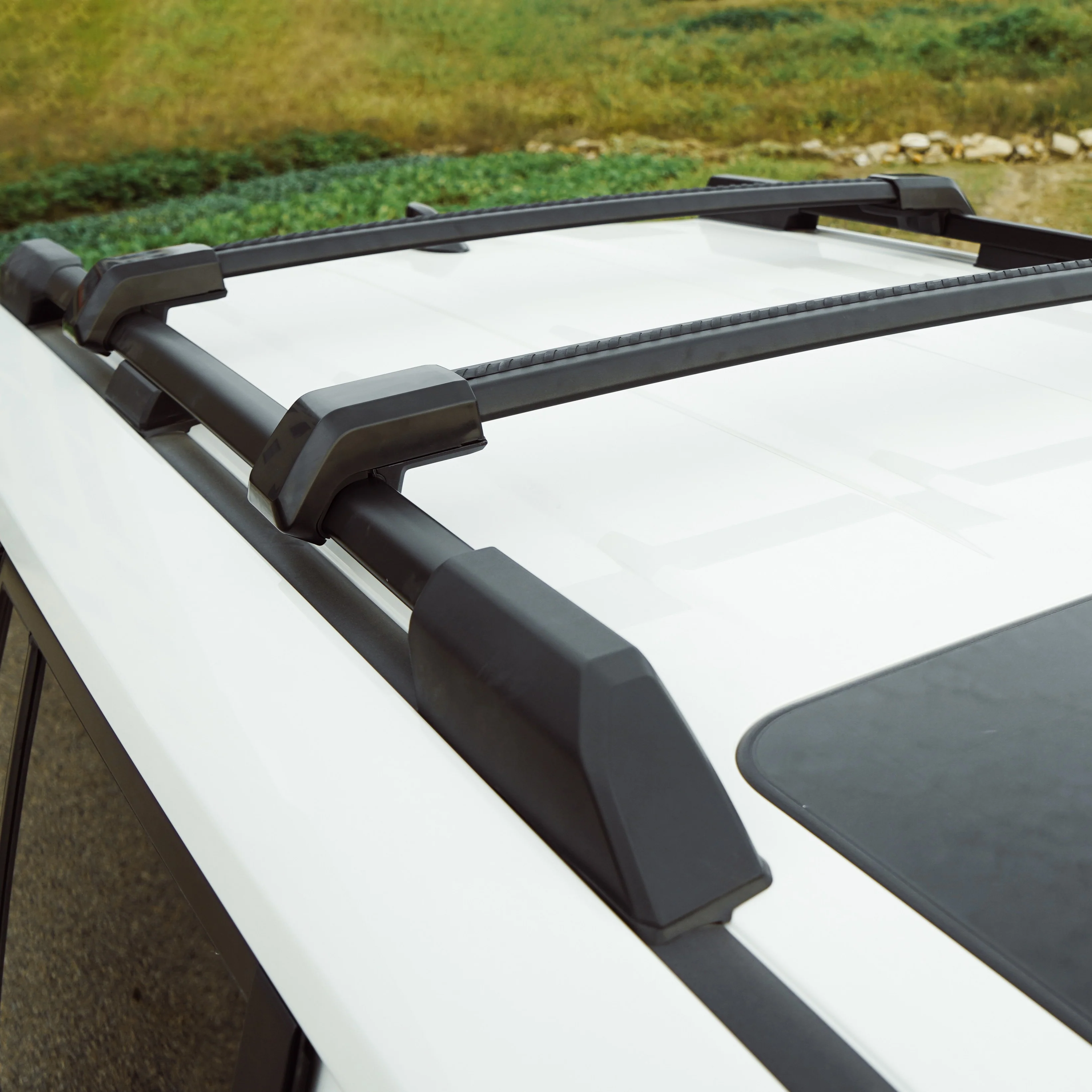 Crossbars / Roof Racks for Toyota LandCruiser Prado & Lexus GX550 - Image 12