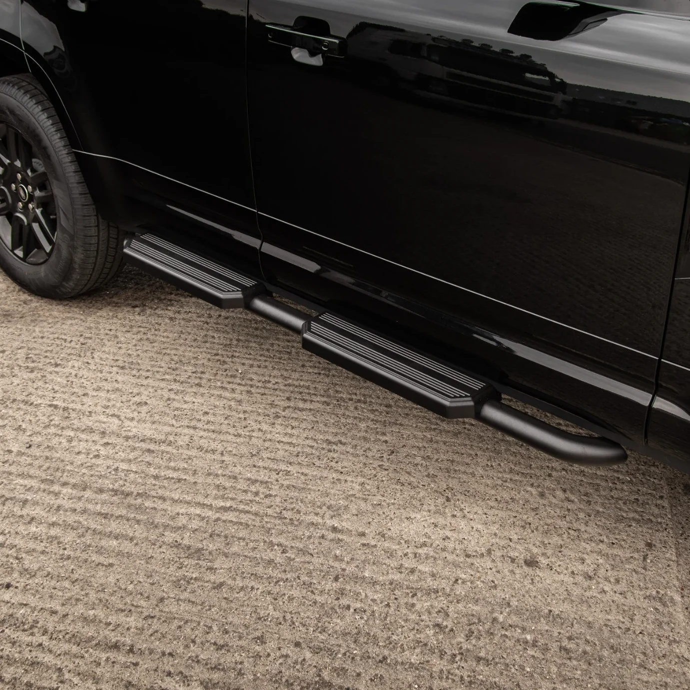 Side Steps for Land Rover Defender 110 / 130 Series (L663) Black - Image 5