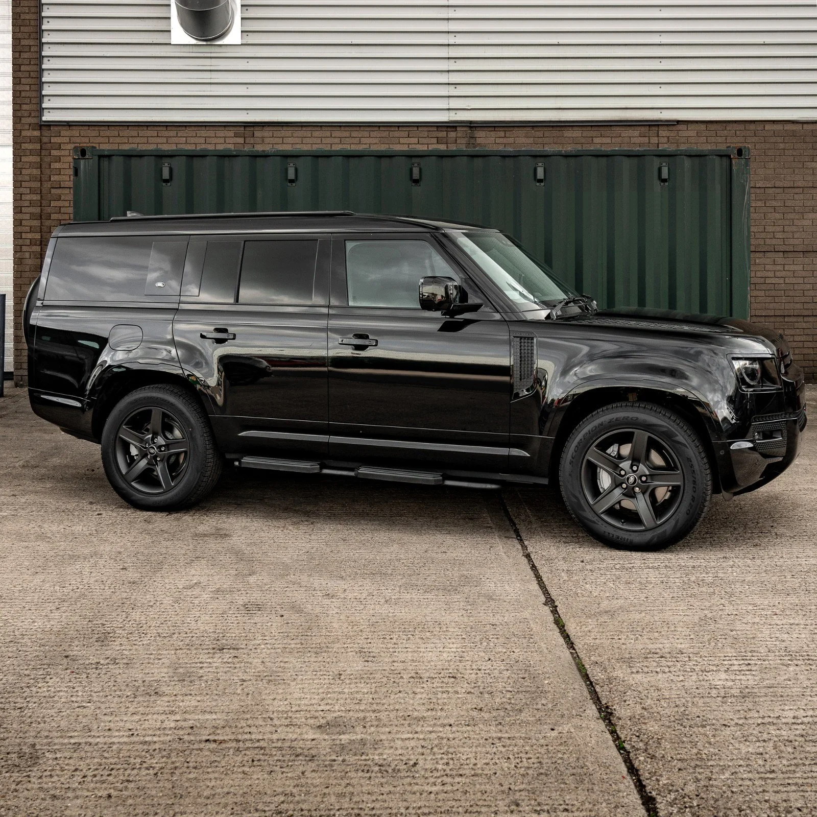 Side Steps for Land Rover Defender 110 / 130 Series (L663) Black - Image 6