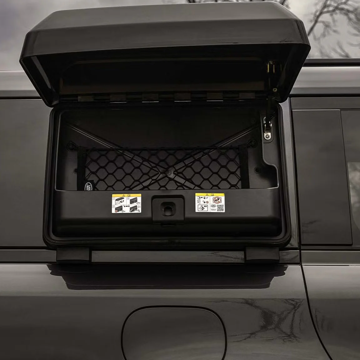 Side Mounted Gear Carrier For Land Rover Defender 90 / 110 / 130 Series (L663) - Image 10