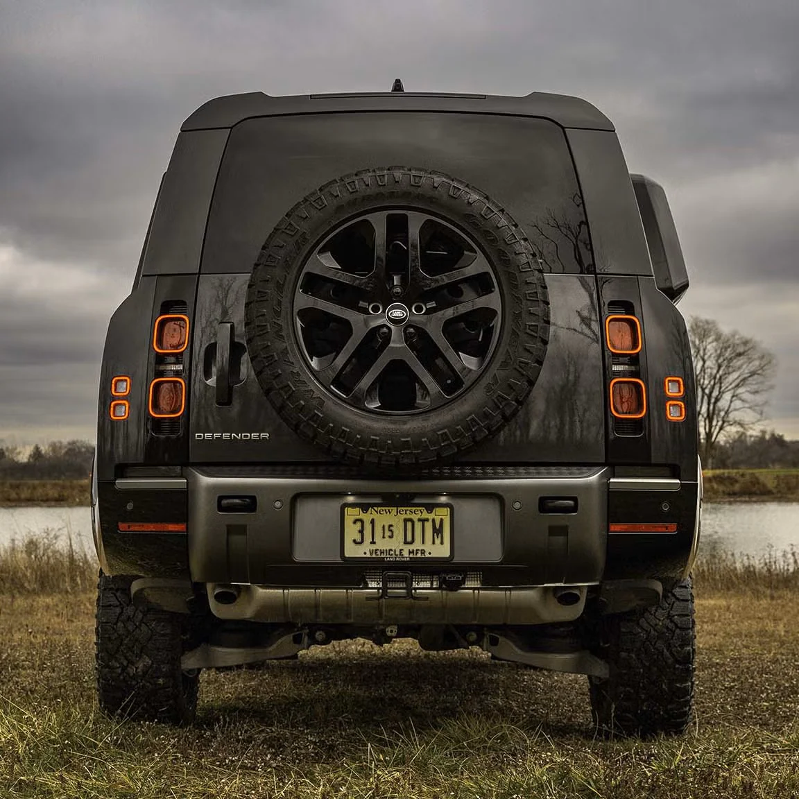 Side Mounted Gear Carrier For Land Rover Defender 90 / 110 / 130 Series (L663) - Image 8