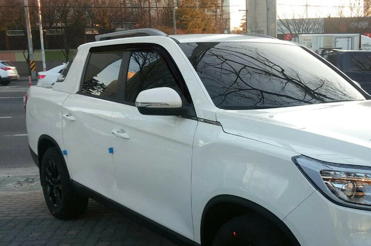 Tinted Weather Shields / Wind Deflectors for KGM SsangYong Musso - Image 4